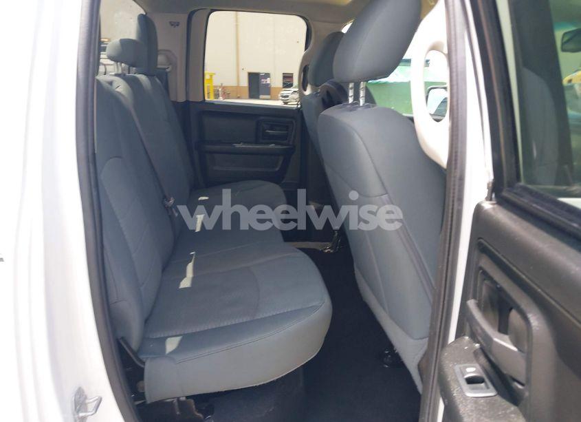 Photo 8 of 2019 Ram 1500 CLASSIC TRADESMAN 4X4 6'4 BOX (VIN 1C6RR7FT7KS725455)