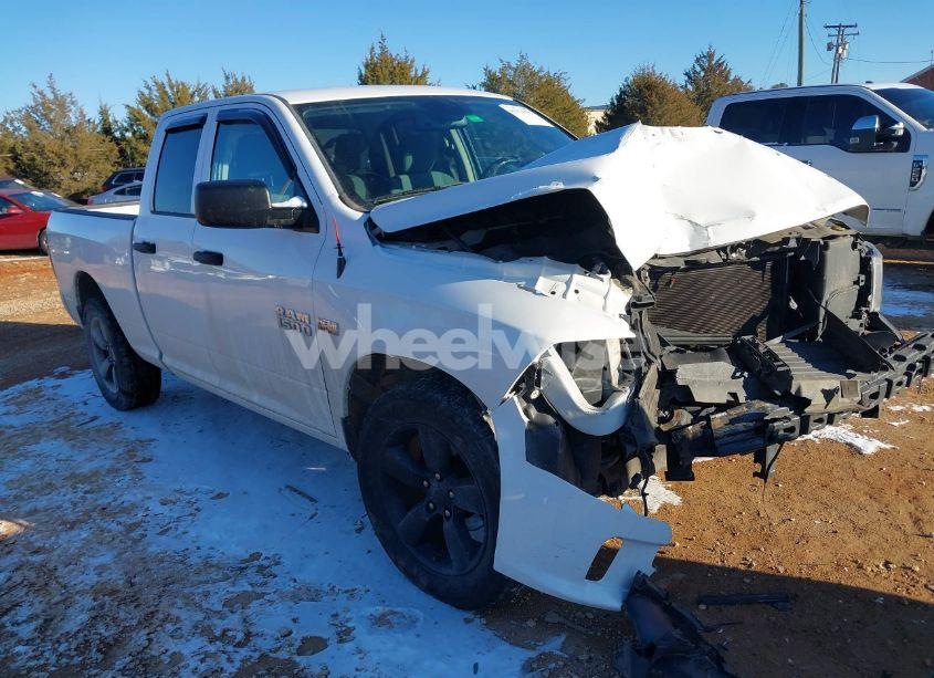 2016 Ram 1500 EXPRESS (VIN 1C6RR7FT8GS420974) main photo