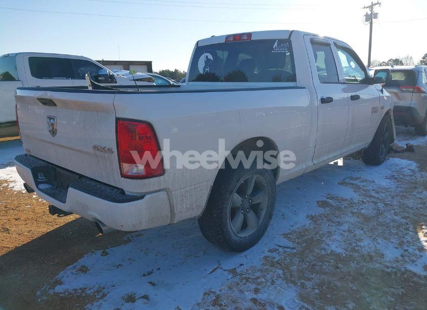 Photo 4 of 2016 Ram 1500 EXPRESS (VIN 1C6RR7FT8GS420974)