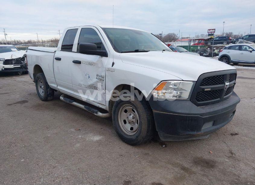2018 Ram 1500 TRADESMAN 4X4 6'4 BOX (VIN 1C6RR7FT8JS153794) main photo