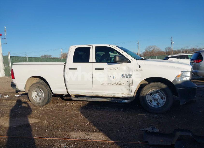 Photo 13 of 2018 Ram 1500 TRADESMAN 4X4 6'4 BOX (VIN 1C6RR7FT8JS153794)