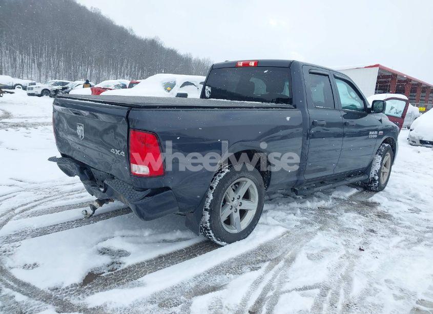 Photo 4 of 2018 Ram 1500 EXPRESS 4X4 6'4 BOX (VIN 1C6RR7FT8JS198377)