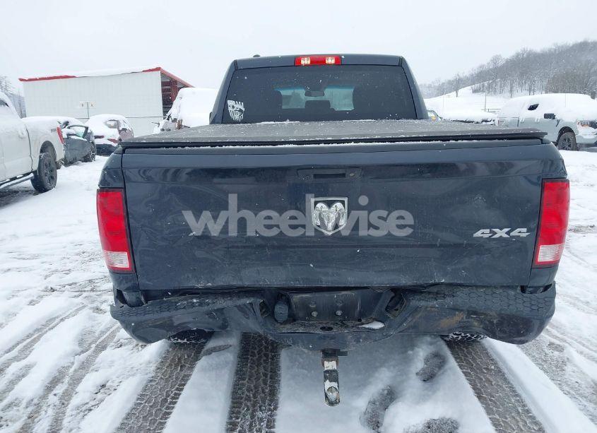 Photo 6 of 2018 Ram 1500 EXPRESS 4X4 6'4 BOX (VIN 1C6RR7FT8JS198377)