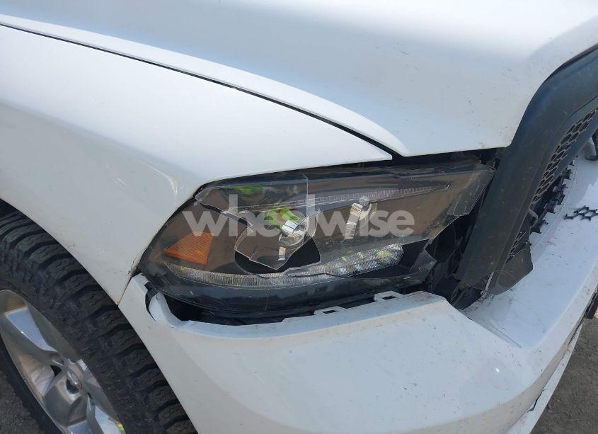 Photo 17 of 2018 Ram 1500 EXPRESS 4X4 6'4 BOX (VIN 1C6RR7FT8JS310353)