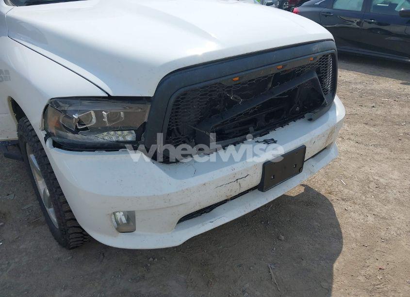 Photo 6 of 2018 Ram 1500 EXPRESS 4X4 6'4 BOX (VIN 1C6RR7FT8JS310353)