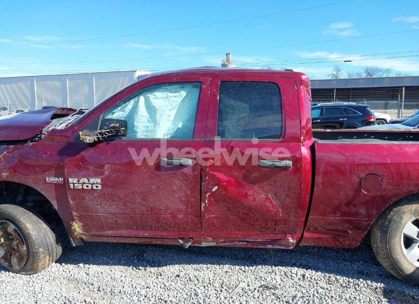 Photo 13 of 2018 Ram 1500 TRADESMAN 4X4 6'4 BOX (VIN 1C6RR7FT8JS344020)