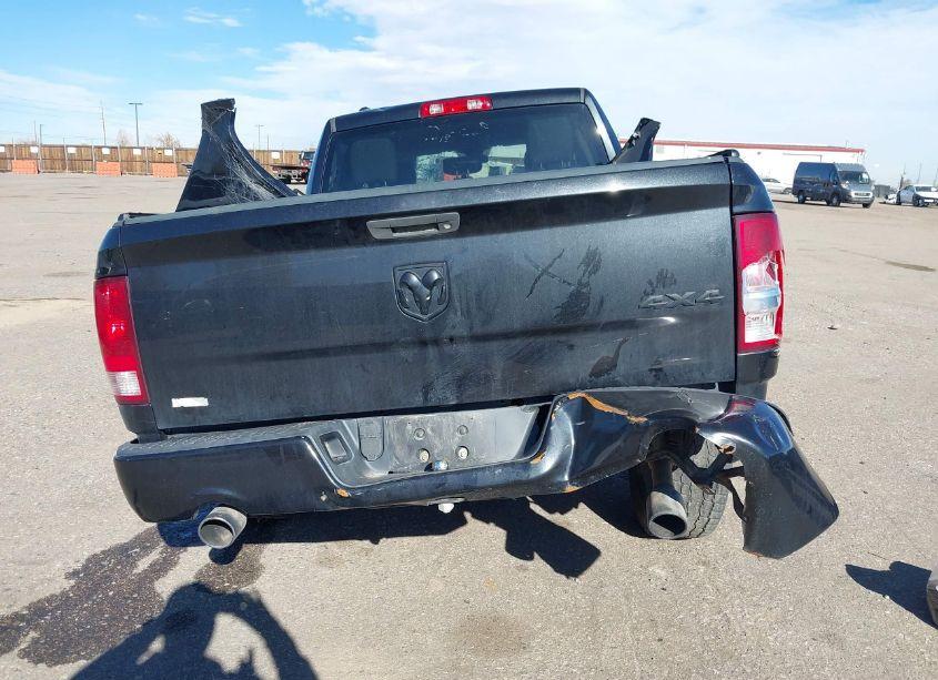 Photo 17 of 2017 Ram 1500 EXPRESS QUAD CAB 4X4 6'4 BOX (VIN 1C6RR7FT9HS575535)