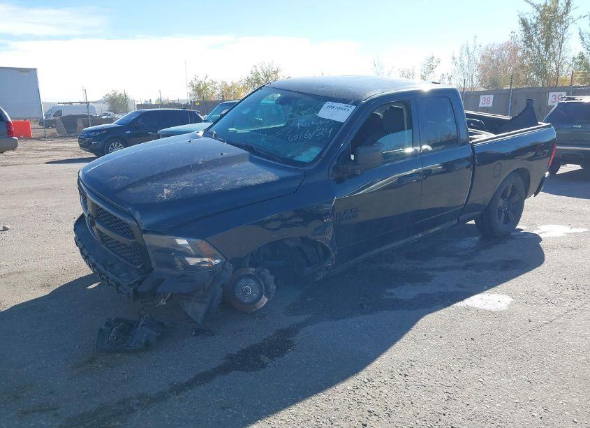 Photo 2 of 2017 Ram 1500 EXPRESS QUAD CAB 4X4 6'4 BOX (VIN 1C6RR7FT9HS575535)