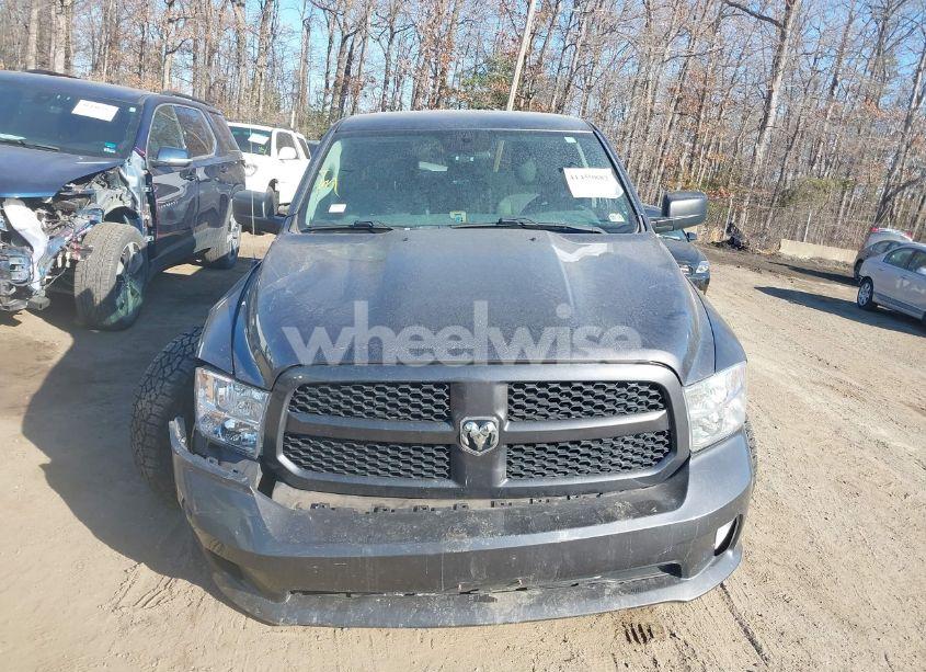 Photo 11 of 2017 Ram 1500 EXPRESS 4X4 6'4 BOX (VIN 1C6RR7FT9HS613278)