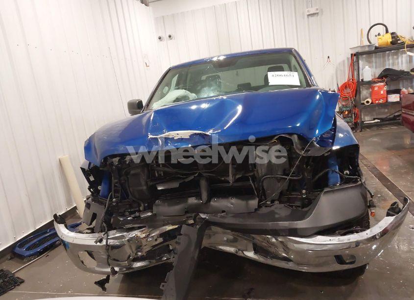 Photo 13 of 2017 Ram 1500 EXPRESS 4X4 6'4 BOX (VIN 1C6RR7FT9HS789070)