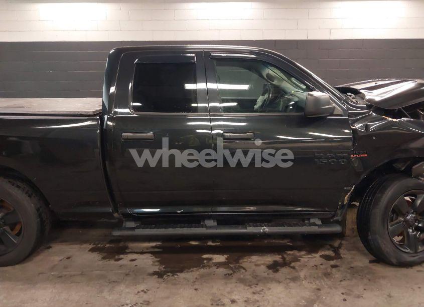 Photo 12 of 2018 Ram 1500 EXPRESS 4X4 6'4 BOX (VIN 1C6RR7FT9JS286838)