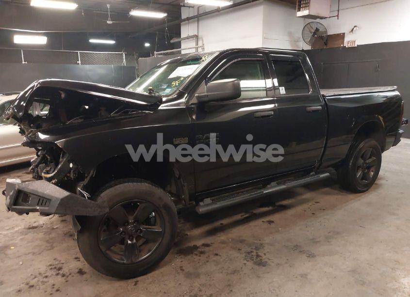 Photo 2 of 2018 Ram 1500 EXPRESS 4X4 6'4 BOX (VIN 1C6RR7FT9JS286838)