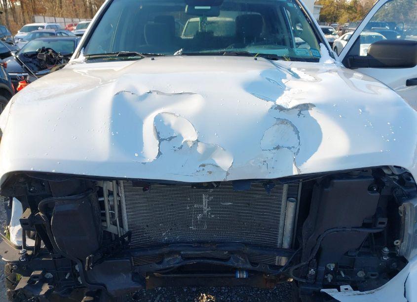 Photo 10 of 2019 Ram 1500 CLASSIC EXPRESS 4X4 6'4 BOX (VIN 1C6RR7FT9KS554224)