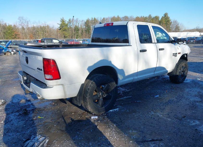 Photo 4 of 2019 Ram 1500 CLASSIC EXPRESS 4X4 6'4 BOX (VIN 1C6RR7FT9KS554224)