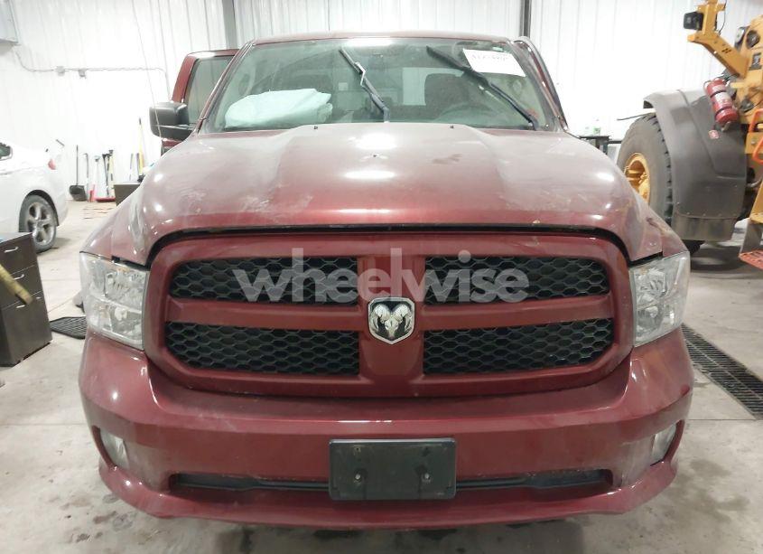 Photo 12 of 2019 Ram 1500 CLASSIC EXPRESS 4X4 6'4 BOX (VIN 1C6RR7FT9KS615197)