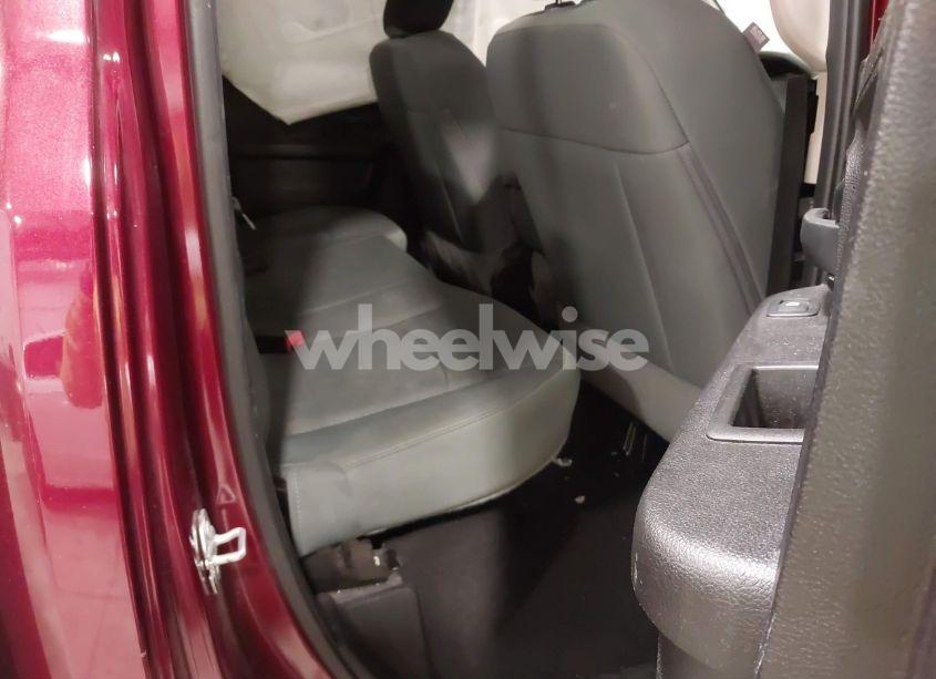 Photo 8 of 2019 Ram 1500 CLASSIC EXPRESS 4X4 6'4 BOX (VIN 1C6RR7FT9KS615197)