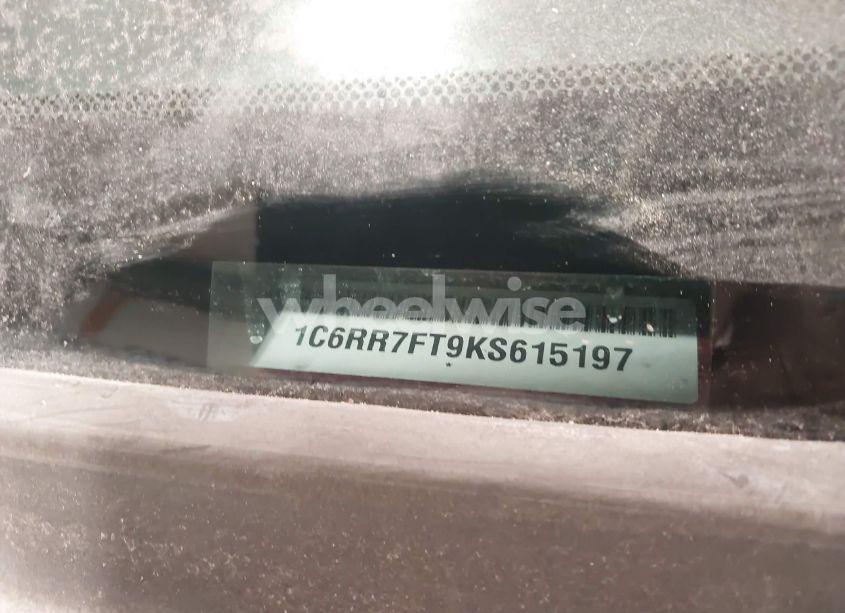 Photo 9 of 2019 Ram 1500 CLASSIC EXPRESS 4X4 6'4 BOX (VIN 1C6RR7FT9KS615197)