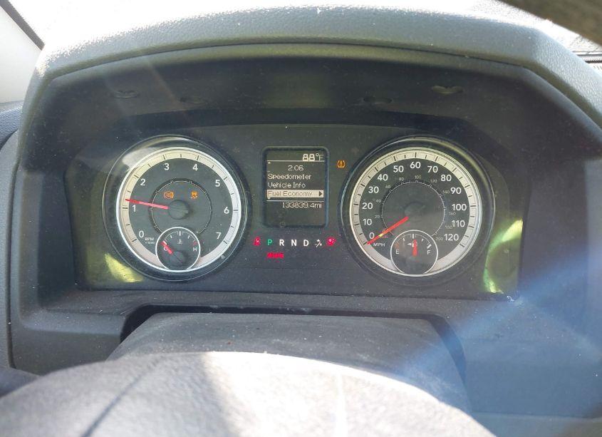 Photo 7 of 2017 Ram 1500 EXPRESS 4X4 6'4 BOX (VIN 1C6RR7FTXHS594501)