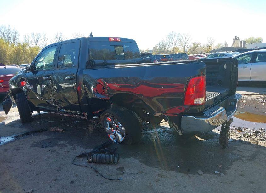 Photo 3 of 2018 Ram 1500 BIG HORN 4X4 6'4 BOX (VIN 1C6RR7GG0JS231471)