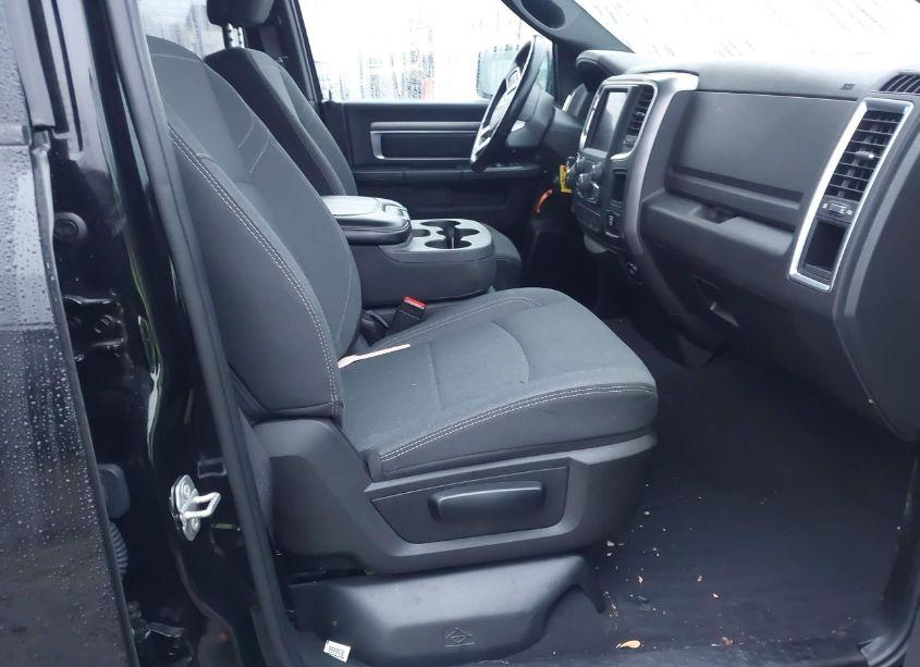 Photo 5 of 2021 Ram 1500 CLASSIC WARLOCK 4X4 6'4 BOX (VIN 1C6RR7GG0MS583826)