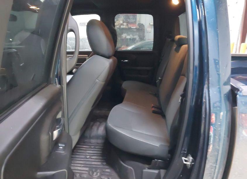 Photo 8 of 2023 Ram 1500 CLASSIC WARLOCK 4X4 6'4 BOX (VIN 1C6RR7GG0PS519452)