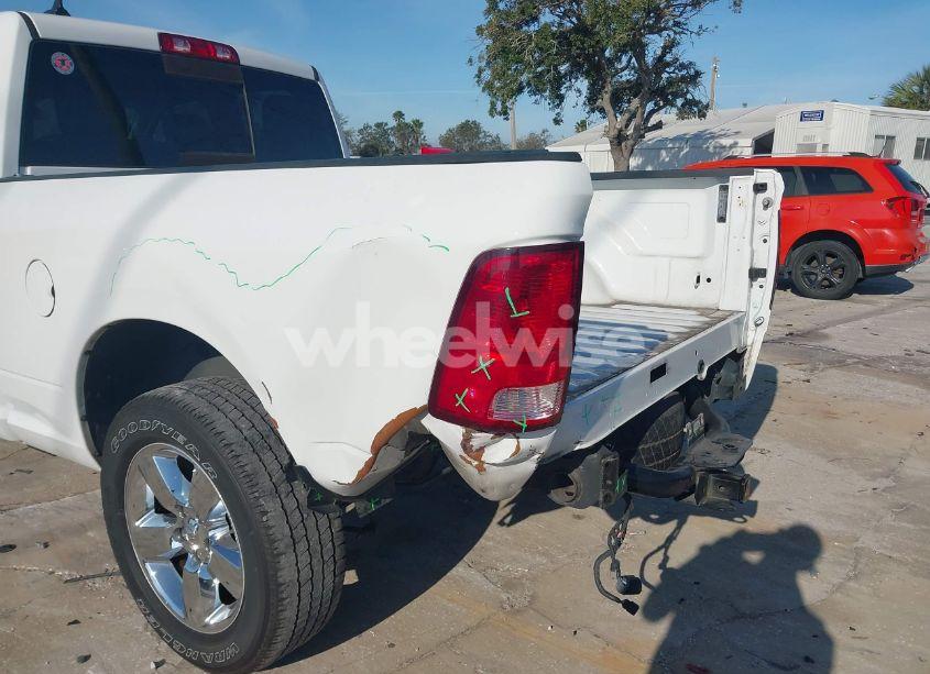 Photo 6 of 2018 Ram 1500 BIG HORN 4X4 6'4 BOX (VIN 1C6RR7GG1JS264947)