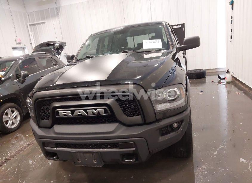 Photo 13 of 2019 Ram 1500 CLASSIC WARLOCK 4X4 6'4 BOX (VIN 1C6RR7GG1KS653296)