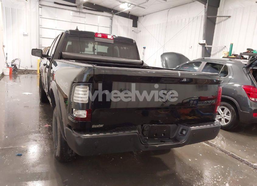 Photo 17 of 2019 Ram 1500 CLASSIC WARLOCK 4X4 6'4 BOX (VIN 1C6RR7GG1KS653296)