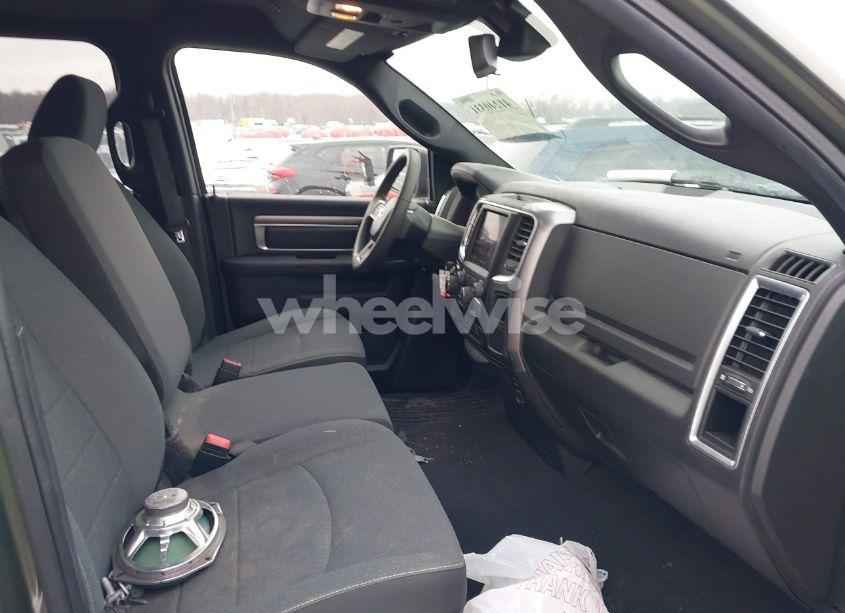 Photo 5 of 2021 Ram 1500 CLASSIC WARLOCK 4X4 6'4 BOX (VIN 1C6RR7GG1MS531086)