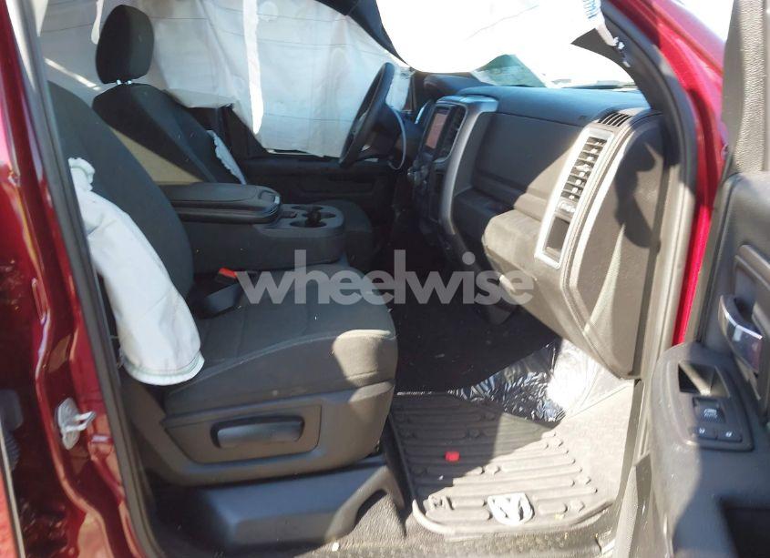 Photo 5 of 2022 Ram 1500 CLASSIC WARLOCK 4X4 6'4 BOX (VIN 1C6RR7GG1NS237589)