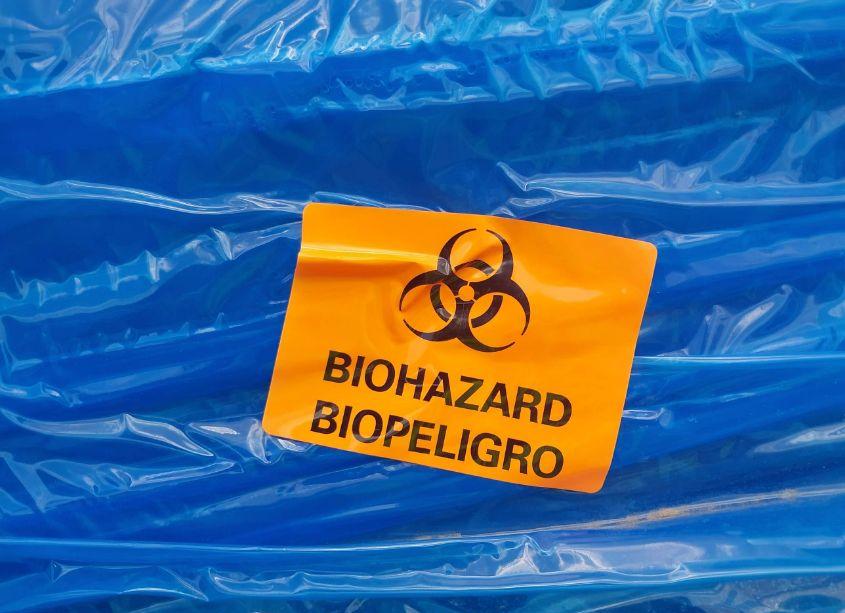 Photo 8 of 2022 Ram 1500 CLASSIC WARLOCK QUAD CAB 4X4 6'4 BOX (VIN 1C6RR7GG1NS237642)