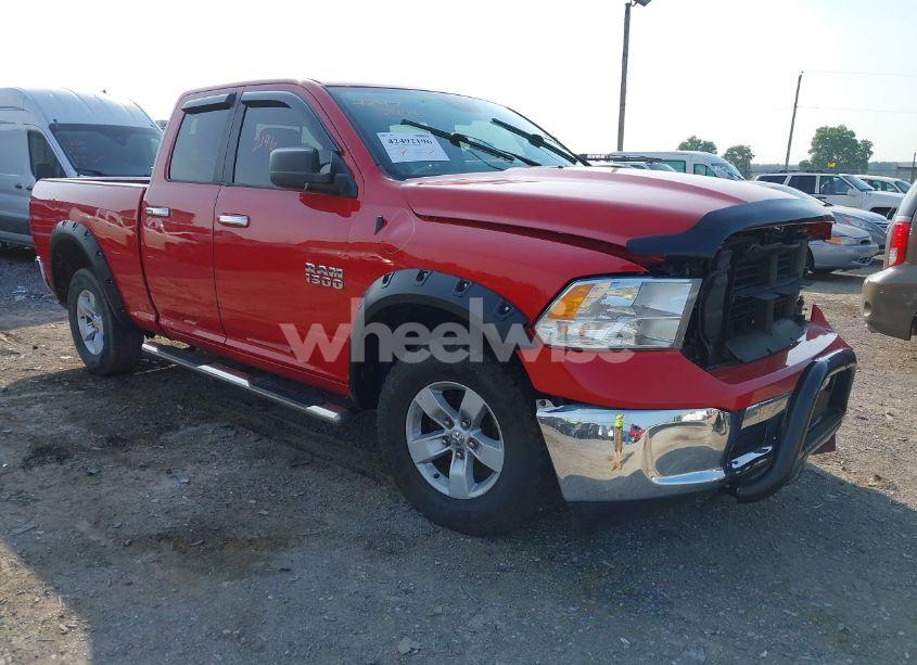 2017 Ram 1500 SLT 4X4 6'4 BOX (VIN 1C6RR7GG2HS583512) main photo