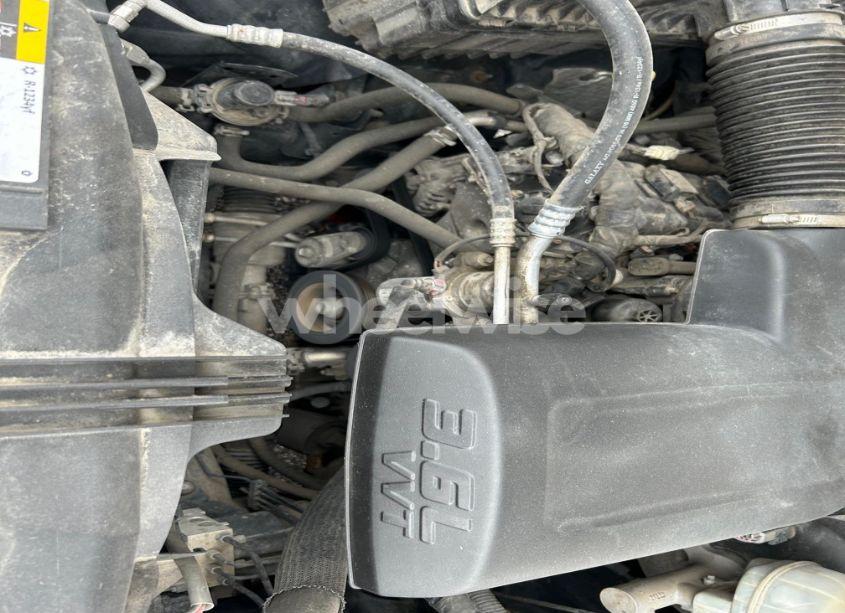 Photo 10 of 2018 Ram 1500 SLT (VIN 1C6RR7GG2JS306980)