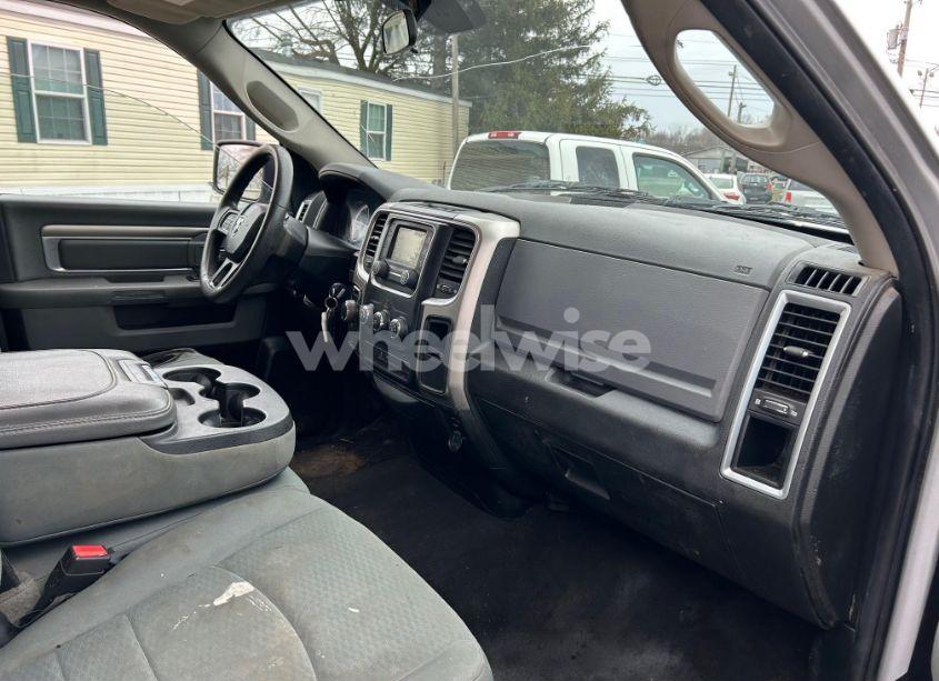 Photo 5 of 2018 Ram 1500 SLT (VIN 1C6RR7GG2JS306980)