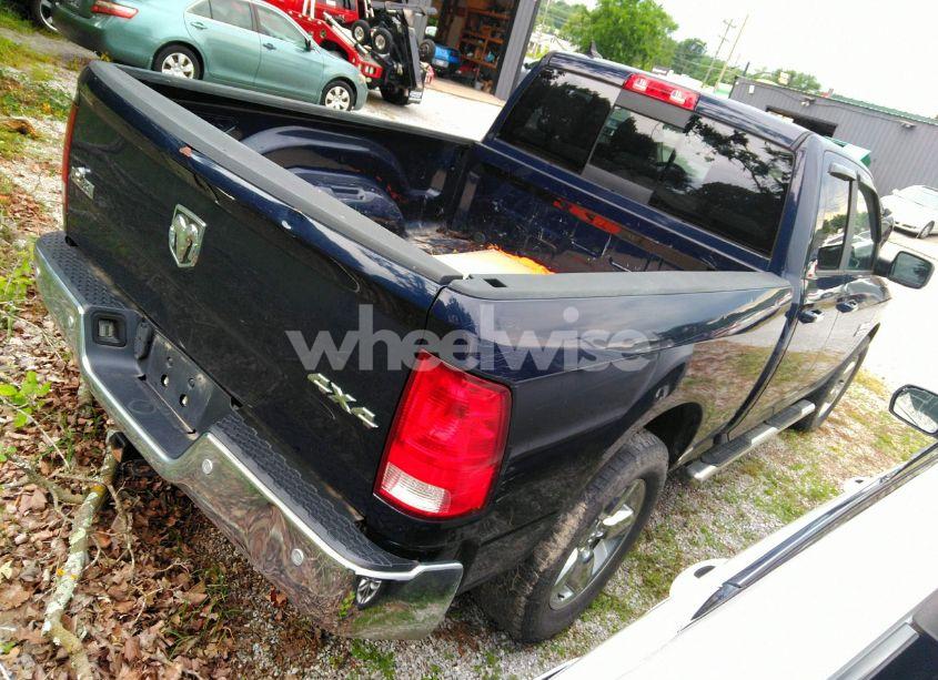 Photo 4 of 2018 Ram 1500 BIG HORN 4X4 6'4 BOX (VIN 1C6RR7GG2JS311743)