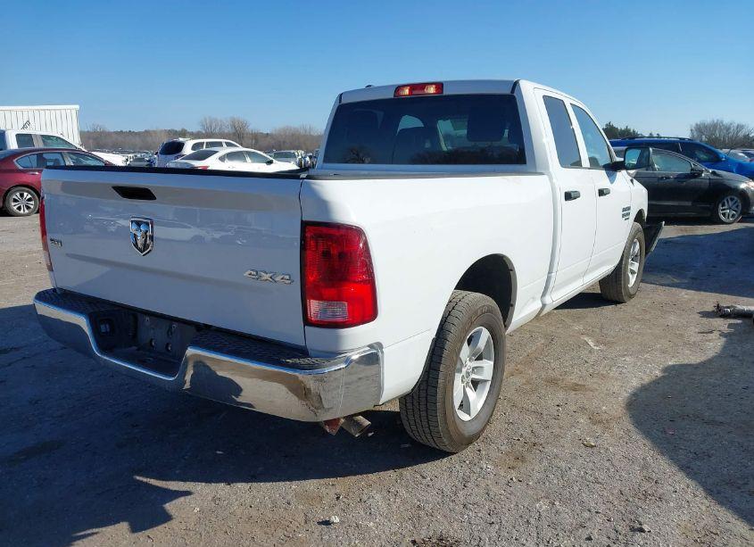 Photo 4 of 2024 Ram 1500 CLASSIC SLT 4X4 6'4 BOX (VIN 1C6RR7GG3RS129898)