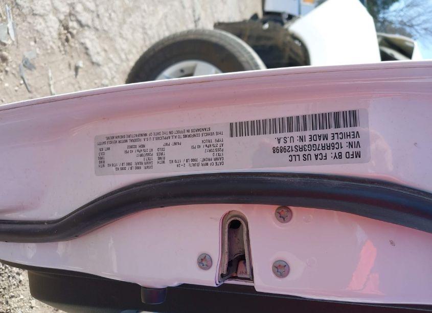 Photo 9 of 2024 Ram 1500 CLASSIC SLT 4X4 6'4 BOX (VIN 1C6RR7GG3RS129898)