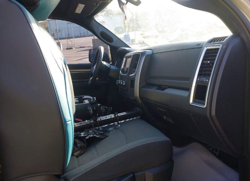 Photo 5 of 2021 Ram 1500 CLASSIC WARLOCK 4X4 6'4 BOX (VIN 1C6RR7GG4MS505405)