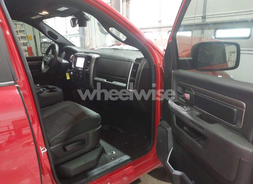 Photo 5 of 2022 Ram 1500 CLASSIC WARLOCK 4X4 6'4 BOX (VIN 1C6RR7GG4NS176464)