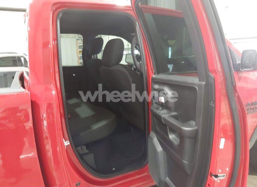 Photo 8 of 2022 Ram 1500 CLASSIC WARLOCK 4X4 6'4 BOX (VIN 1C6RR7GG4NS176464)