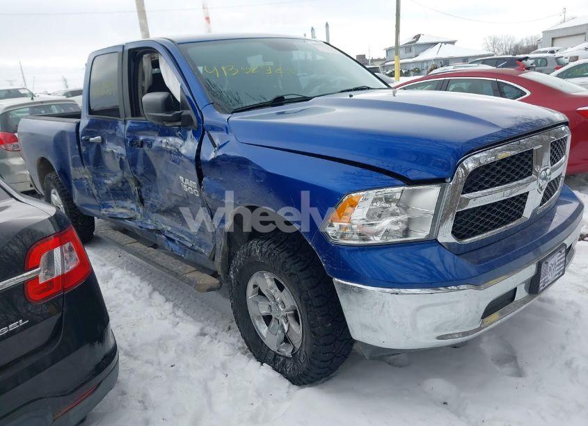 2018 Ram 1500 SLT 4X4 6'4 BOX (VIN 1C6RR7GG5JS115649) main photo