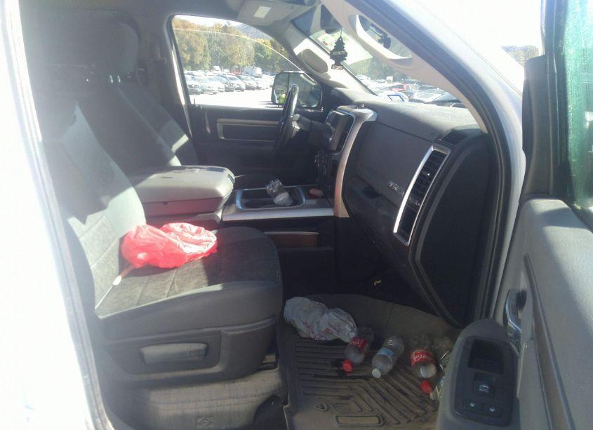 Photo 5 of 2018 Ram 1500 BIG HORN 4X4 6'4 BOX (VIN 1C6RR7GG6JS228963)