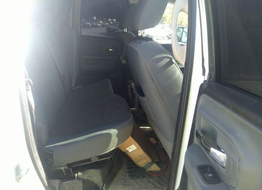 Photo 8 of 2018 Ram 1500 BIG HORN 4X4 6'4 BOX (VIN 1C6RR7GG6JS228963)