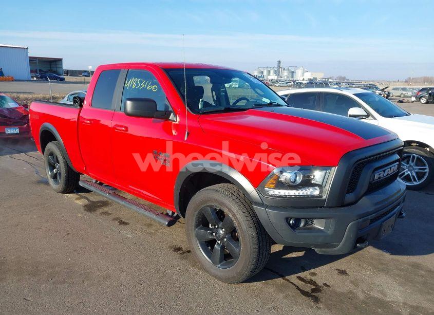 2019 Ram 1500 CLASSIC WARLOCK 4X4 6'4 BOX (VIN 1C6RR7GG6KS724573) main photo