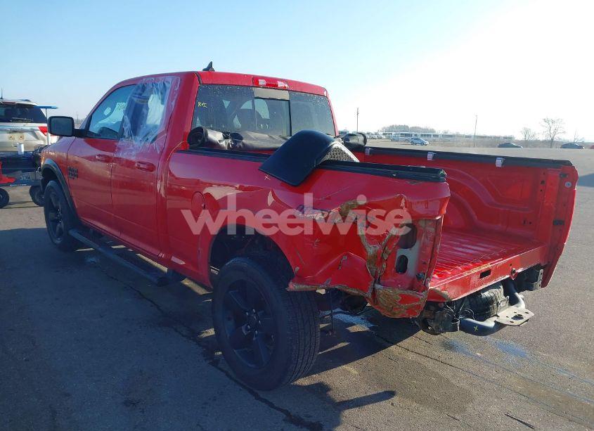 Photo 3 of 2019 Ram 1500 CLASSIC WARLOCK 4X4 6'4 BOX (VIN 1C6RR7GG6KS724573)