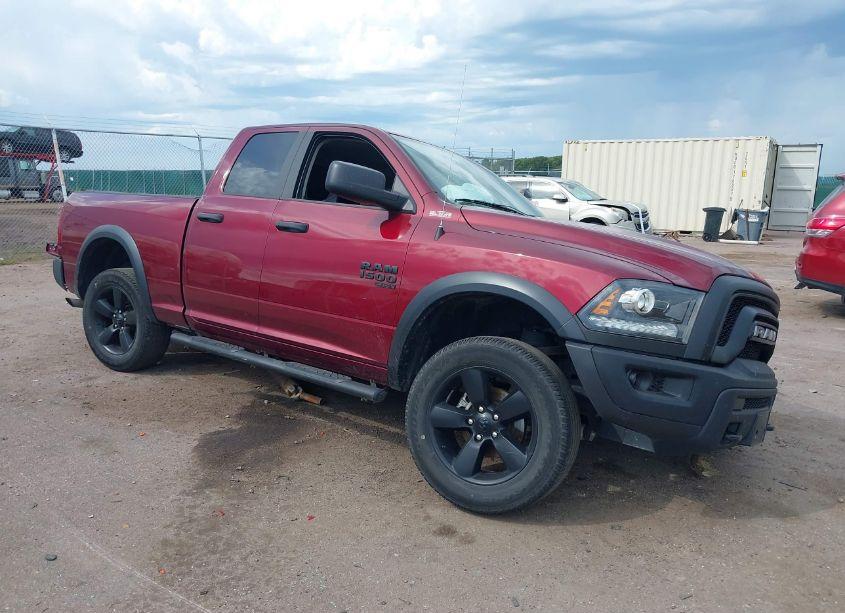 2020 Ram 1500 CLASSIC WARLOCK QUAD CAB 4X4 6'4 BOX (VIN 1C6RR7GG6LS131135) main photo