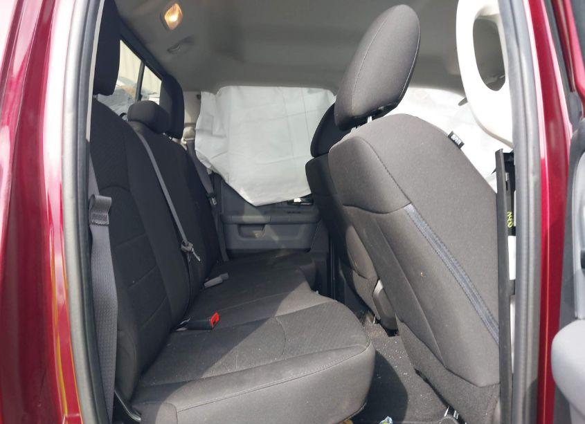 Photo 8 of 2020 Ram 1500 CLASSIC WARLOCK QUAD CAB 4X4 6'4 BOX (VIN 1C6RR7GG6LS131135)