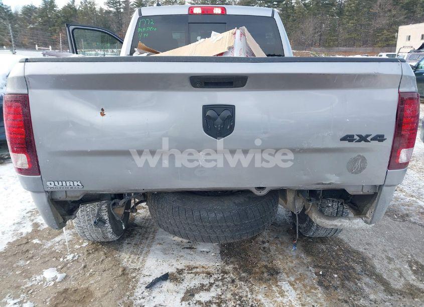 Photo 6 of 2021 Ram 1500 CLASSIC WARLOCK 4X4 6'4 BOX (VIN 1C6RR7GG6MS582308)