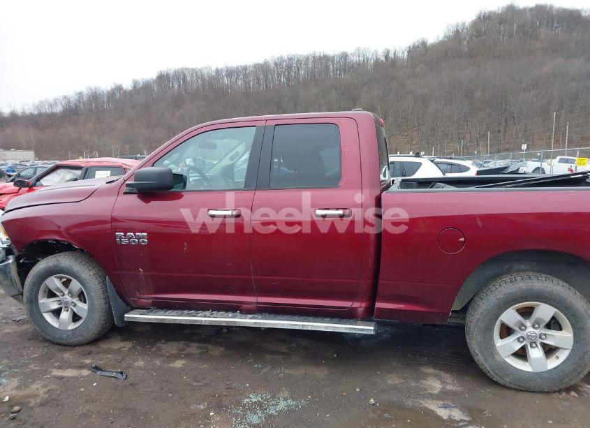 Photo 15 of 2018 Ram 1500 SLT 4X4 6'4 BOX (VIN 1C6RR7GG7JS319692)