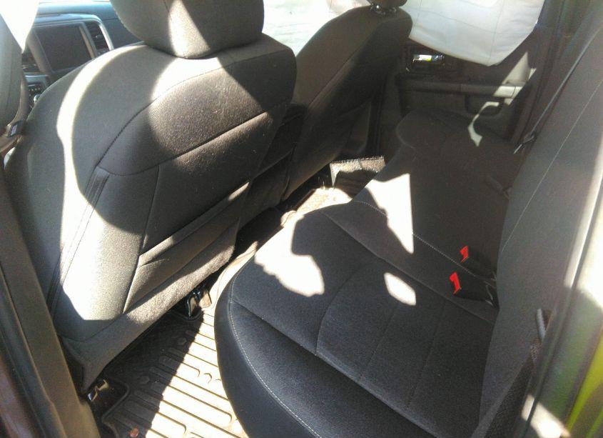 Photo 8 of 2021 Ram 1500 CLASSIC WARLOCK 4X4 6'4 BOX (VIN 1C6RR7GG7MS560365)